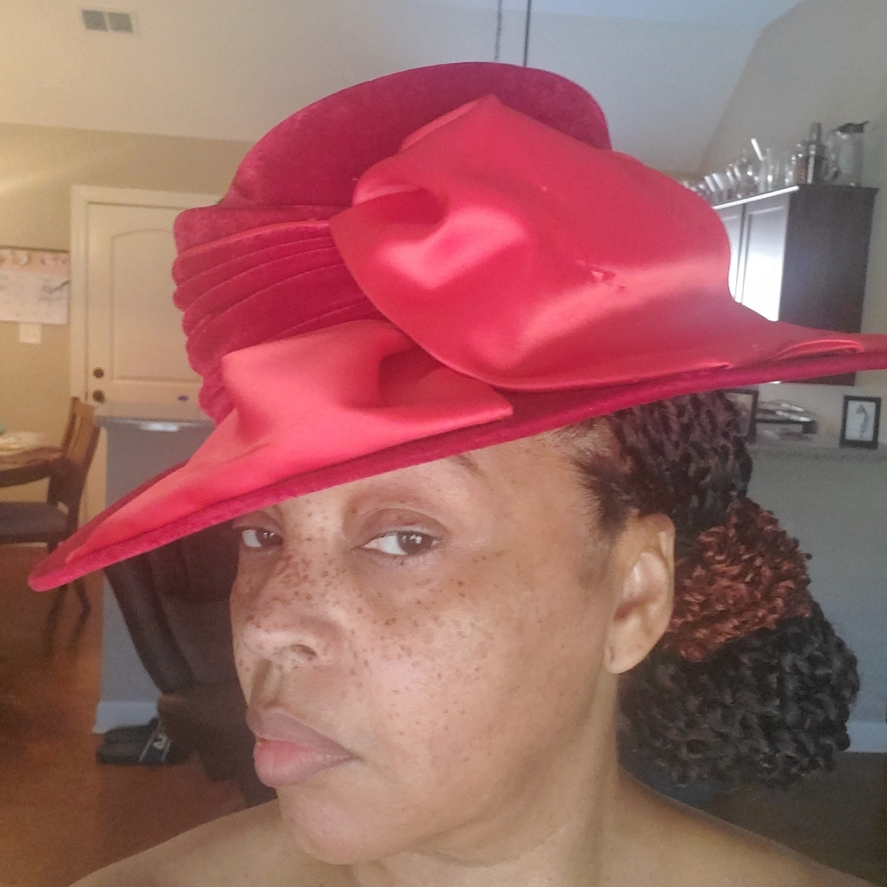 Hat - Picture 3 of 5